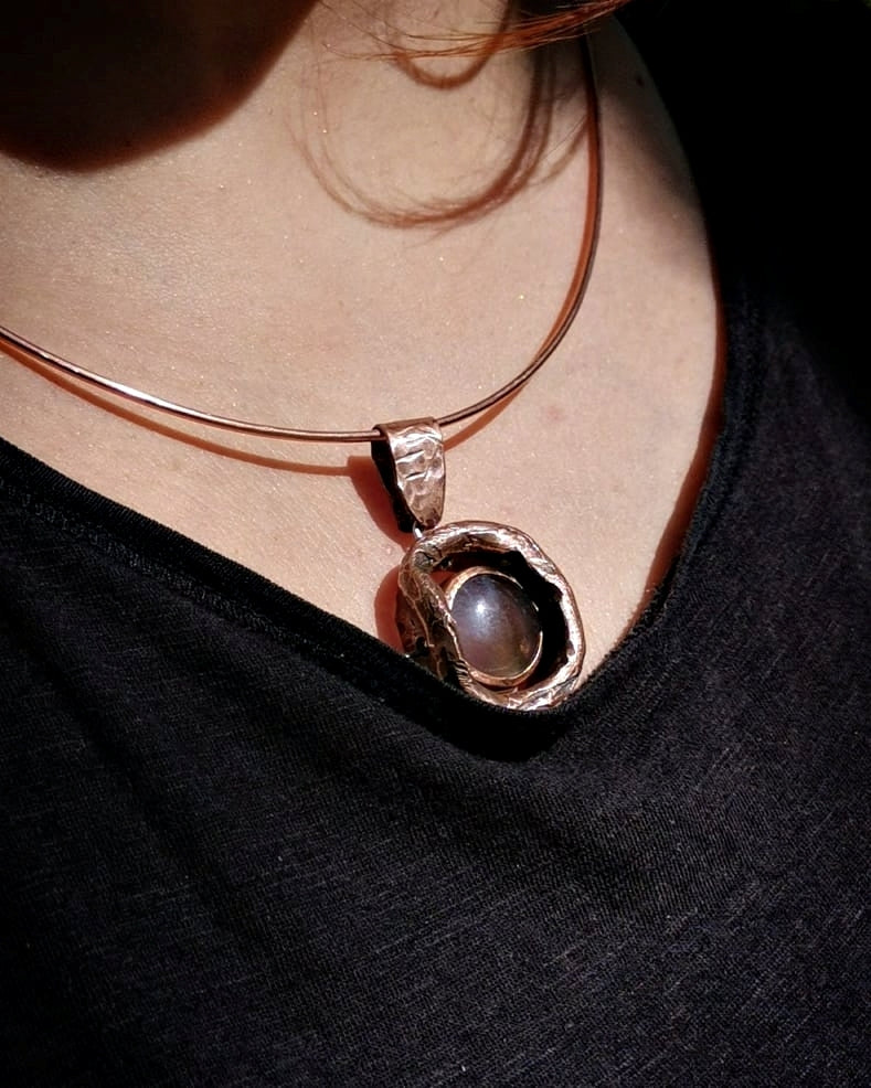 AMETHYST METEOR KINETIC PENDANT - Available image 0