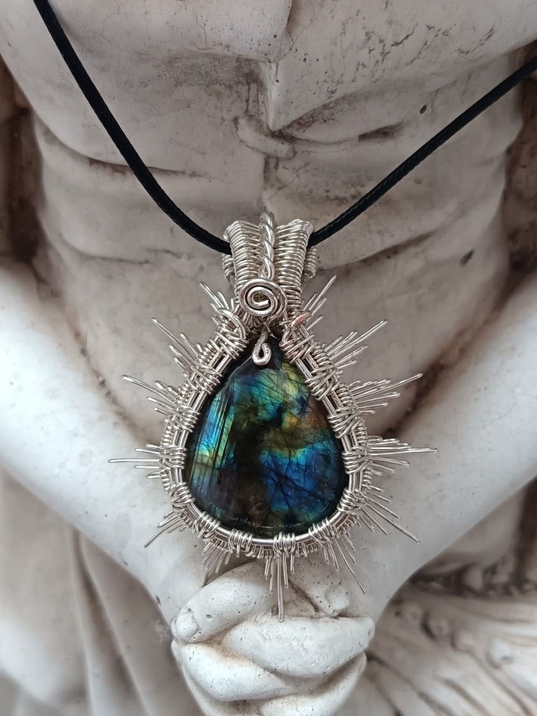 Labradorite Sun pendant - Made to order